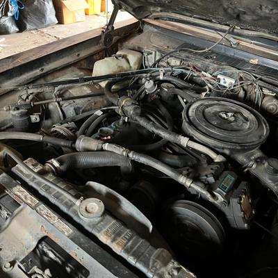 Sale Photo Thumbnail #22: Clear title, key is sheered off in the ignition, miles are in photo, we have no information about running condition. No battery, VIN # HH29C6B199531