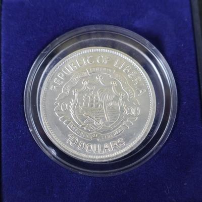 2000 Lucky $10 Liberia Coin in Color