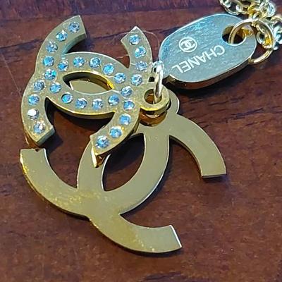 CC 18K GOLD PENDANT DIAMOND ZWAROVSKI NECKLACE