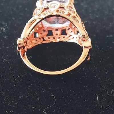 Beautiful Fashion Ring Size 6