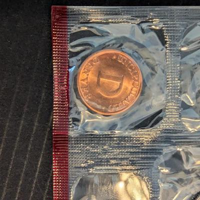 1987 Philadelphia & Denver U. S. Mint Set Uncirculated Coins