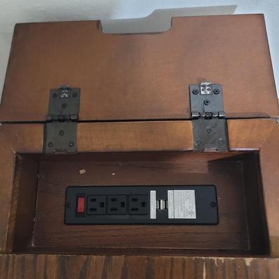 Sale Photo Thumbnail #598: Could use a sand and refinish on top, plugs are untested