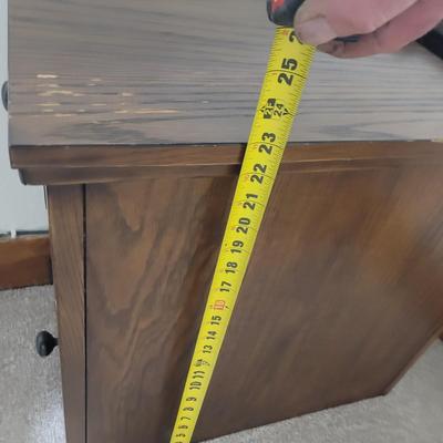 Sale Photo Thumbnail #601: Could use a sand and refinish on top, plugs are untested