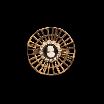 Sale Photo Thumbnail #512: Set Of Three Brooches  Banjo, Butterfly and Cameo