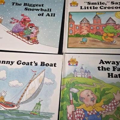 Resellers/Collector Set - Vintage 1988 Magic Castle Readers Collection — 24 Hardcover Children’s Books by Jane Belk Moncure — Child’s...