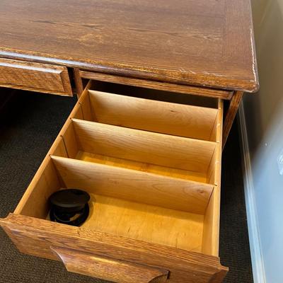 Sale Photo Thumbnail #693