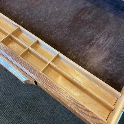 Sale Photo Thumbnail #694