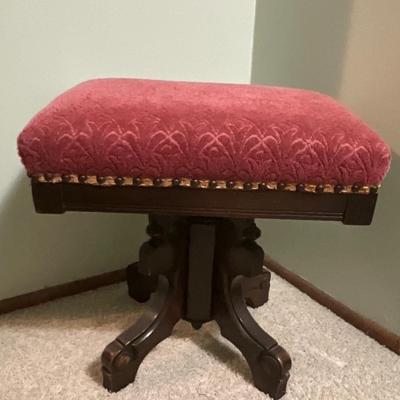 Sale Photo Thumbnail #4: Matches rocker in JL1
Upholstery was not done on the ottoman like the rocker