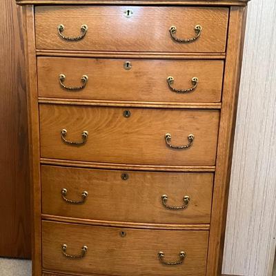 Sale Photo Thumbnail #20: Dovetailed drawers, quality made, beautifully refurbished.