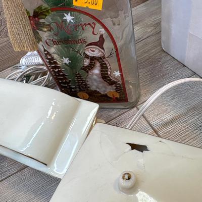 Sale Photo Thumbnail #168: Train engine is broken on top of see pictures