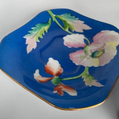 Lovely blue occupied Japan teacup
