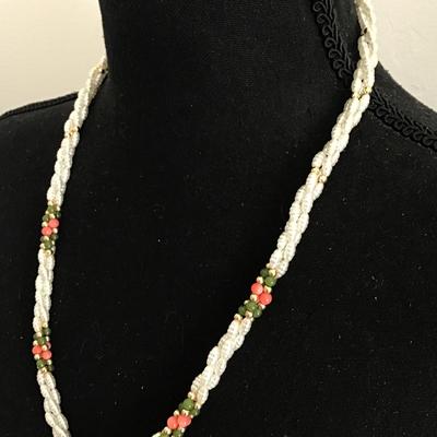 Beautiful vintage, faux, pearl ,jade and coral bead necklace