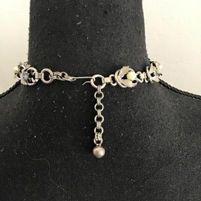 Beautiful, vintage believe it may be a Coro , silver toned, Ab light, blue, crystal rhinestone choker necklace