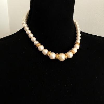 Vintage, gold, toned, faux, pearl necklace