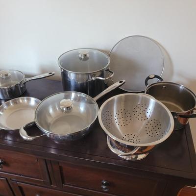 Sale Photo Thumbnail #623: All looks to be Wolfgang Puck except the colander and the other strainer and the pot without a lid. See last pic, 3 of these look to be unused