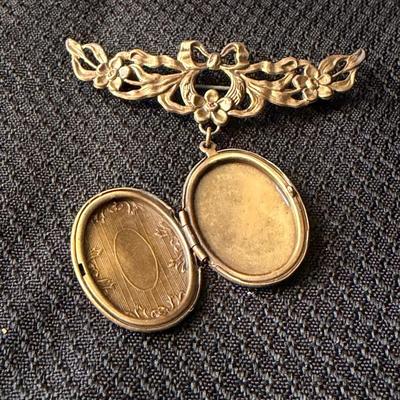 Sale Photo Thumbnail #59: See attached pictures