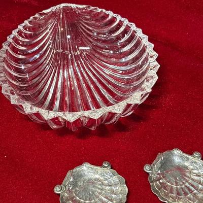 Crystal shell shape, bowl, two silver tone, shell shape mini dishes!