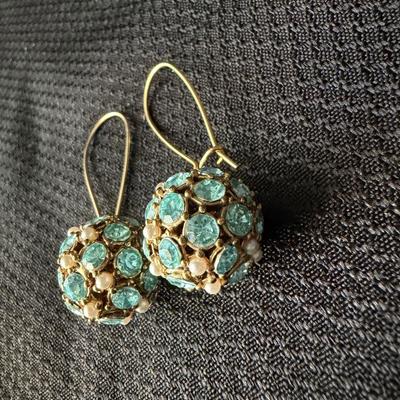 Sale Photo Thumbnail #136: See attached pictures