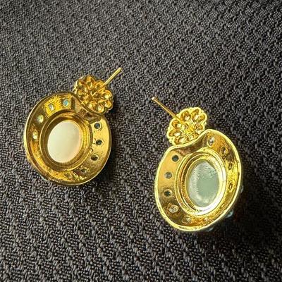 Sale Photo Thumbnail #139: See attached pictures