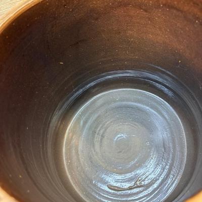 Sale Photo Thumbnail #521: No apparent cracks. Small slice or imperfection on top of jug. See pictures