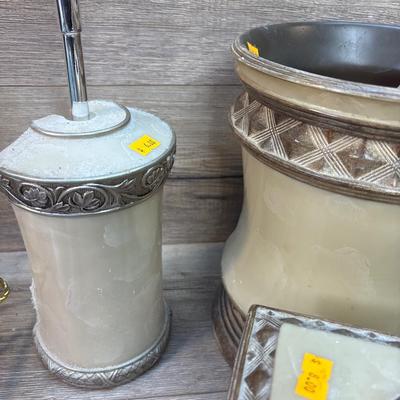 Sale Photo Thumbnail #549: See pictures