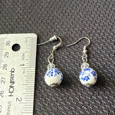 Sale Photo Thumbnail #198: See attached pictures