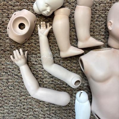 Sale Photo Thumbnail #587: See pics. In tote