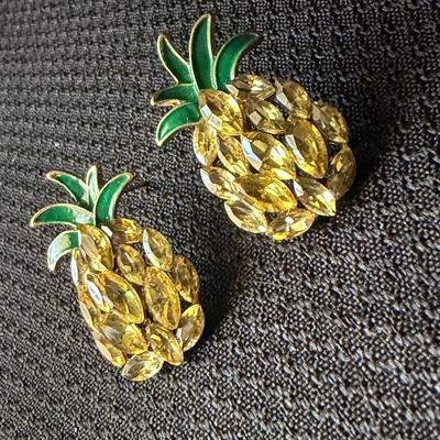 Sale Photo Thumbnail #221: See attached pictures