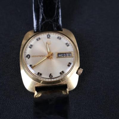 VINTAGE BULOVA ACCUTRON 14K GOLD CASE MEN'S WATCH DAY DATE