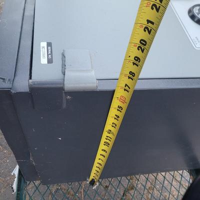 Sale Photo Thumbnail #707: Has the combination and a shelf but it looks like one clip for the shelf is missing, it's is not a proprietary clip