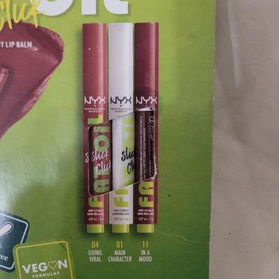 Sale Photo Thumbnail #716: New and recently purchased