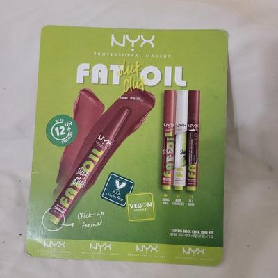 Sale Photo Thumbnail #715: New and recently purchased