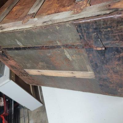 Sale Photo Thumbnail #748: In good shape and rope handles unbroken. 29" wide, 17" deep and 21" tall