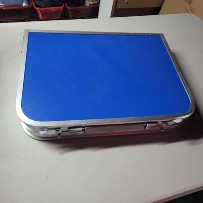 Sale Photo Thumbnail #775: Containers are new and heavy duty locking kitchen containers