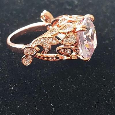 Beautiful Fashion Ring Size 6