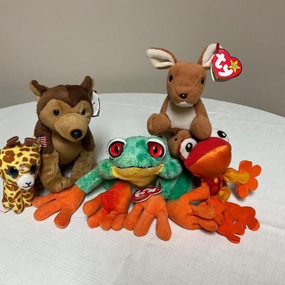 Sale Photo Thumbnail #62: .