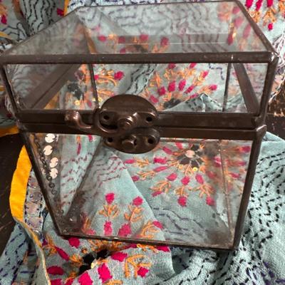 Beautiful table scarf and glass display cube!