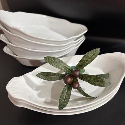 Lot of seven oval baking dishes!