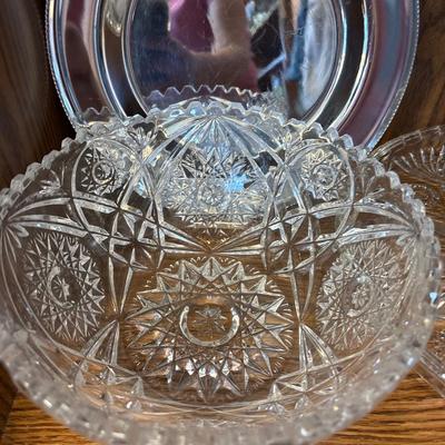 Beautiful crystal bowls, tray & silver trays