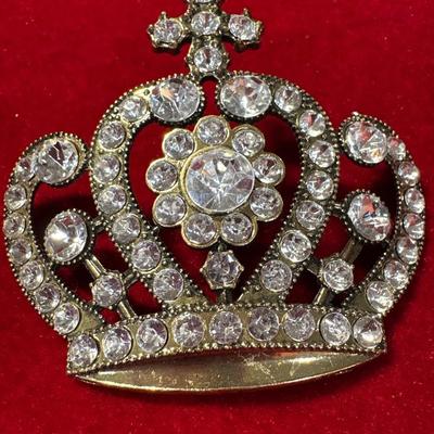 Classy pieces/ crystal knife holders, Baccarat piece, Crown!