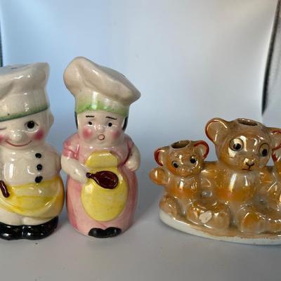 Man/woman S&P shaker and small bear bud vase