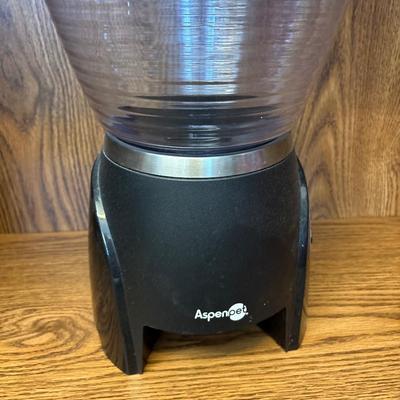 AspenPet pet feeder & pet supplies