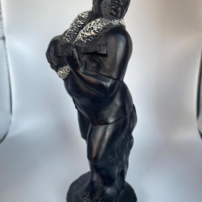 Opu Nui statue made with exotic black coral