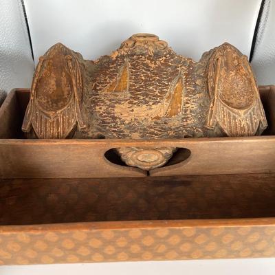 00 vintage Syroco style double cigar holder & holder