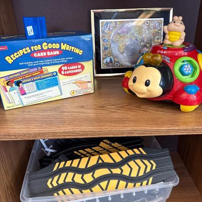 Toys & elementary educational materials