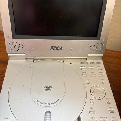 DVD players & keyboard