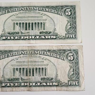 Two $5 Federal Reserve Notes - Lot F