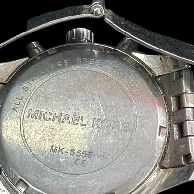 Sale Photo Thumbnail #628: Michael Kors Lexington Silver Dial Silver Steel Strap  MK5556  UNTESTED