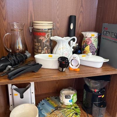 Kitchen & collectibles