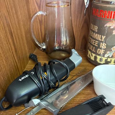 Kitchen & collectibles